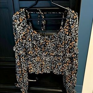 ASTR cropped Floral Black and Orange Top, size large